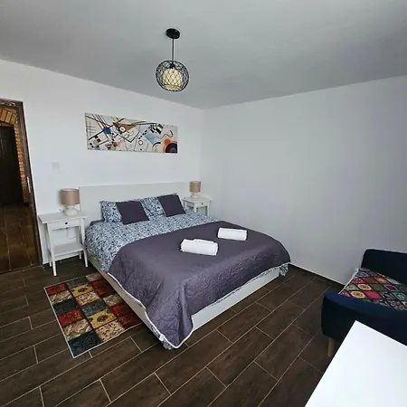 Marina بيت للعطل Enying