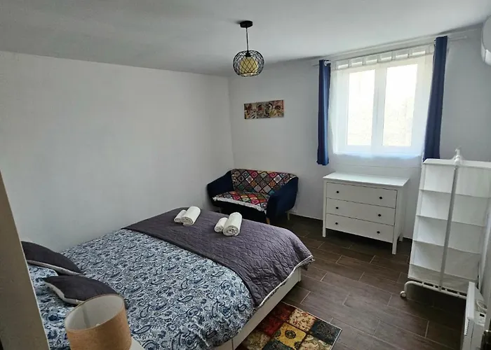 Marina بيت للعطل